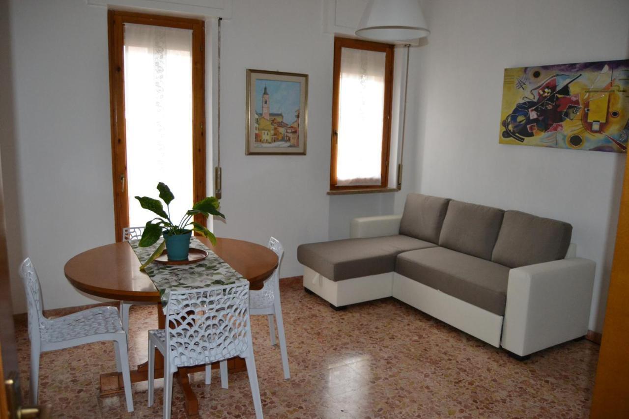 Da Fabio E Francesca - Holiday Apartment Werona Zewnętrze zdjęcie